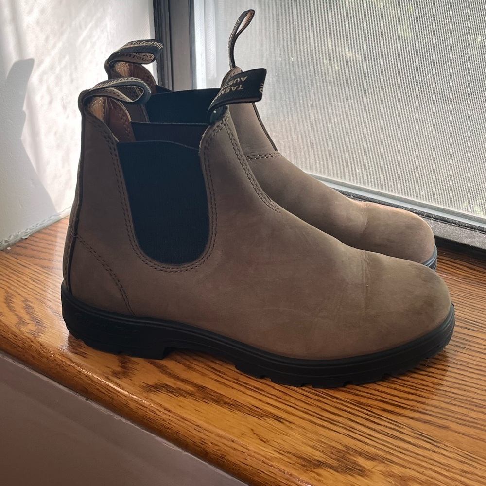 Blundstone classic boots